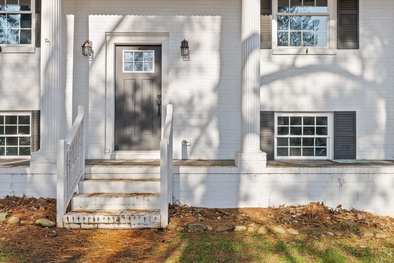 372 Kelsey Dr, Rossville, GA 30741