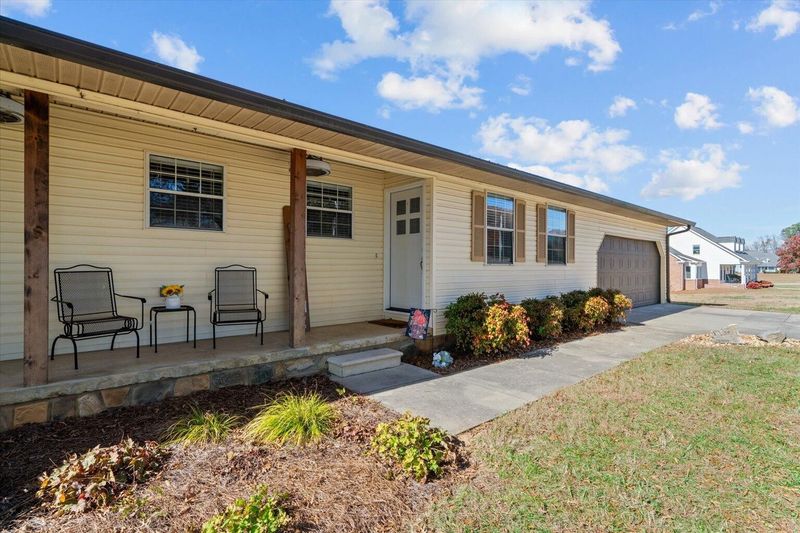 351 Valley Rd, Chatsworth, GA 30705