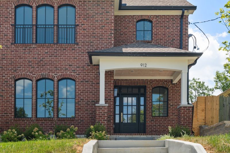 912 Boscobel St, Nashville, TN 37206