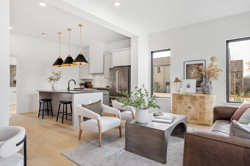 615 Richmond Bnd, Nashville, TN 37206