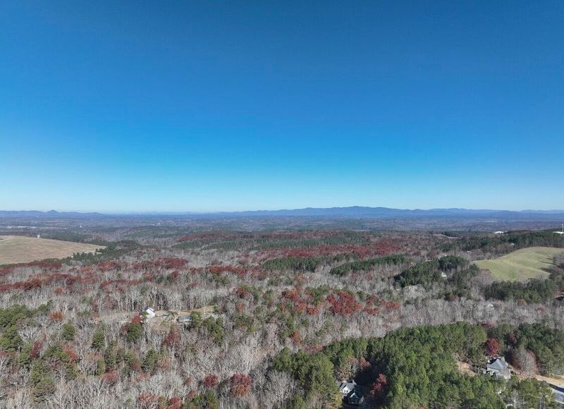 514 Huntington Dr, Ball Ground, GA 30107