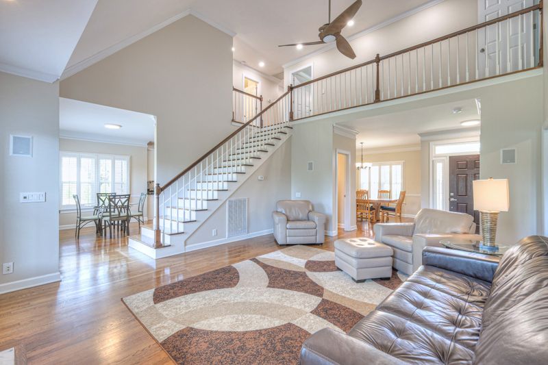 305 Eiderdown Ct, Franklin, TN 37064