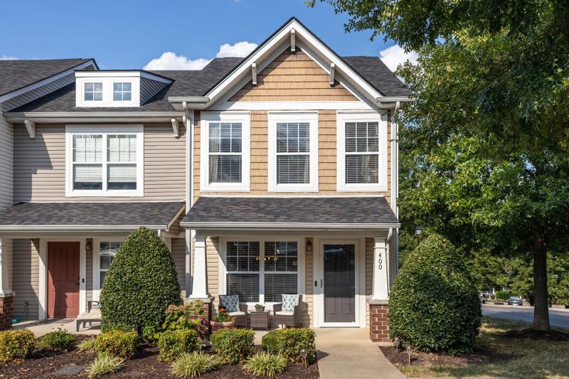 400 Shadow Glen Dr, Nashville, TN 37211