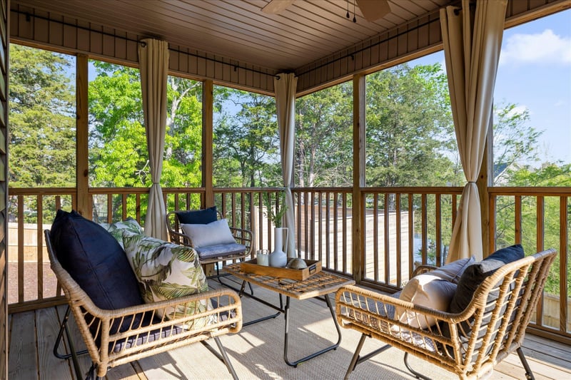 136 Ginger Lake Dr, Rock Spring, GA 30739