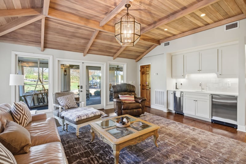 714 Farrell Rd, Nashville, TN 37220