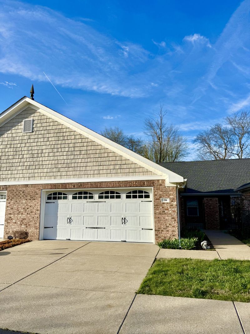 2360 Highway 31 W #206, White House, TN 37188