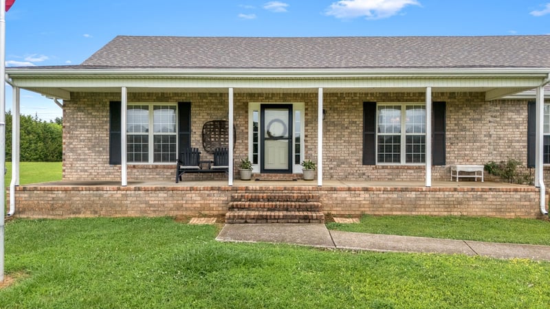 4330 River Ln, Milton, TN 37118