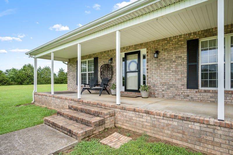 4330 River Ln, Milton, TN 37118