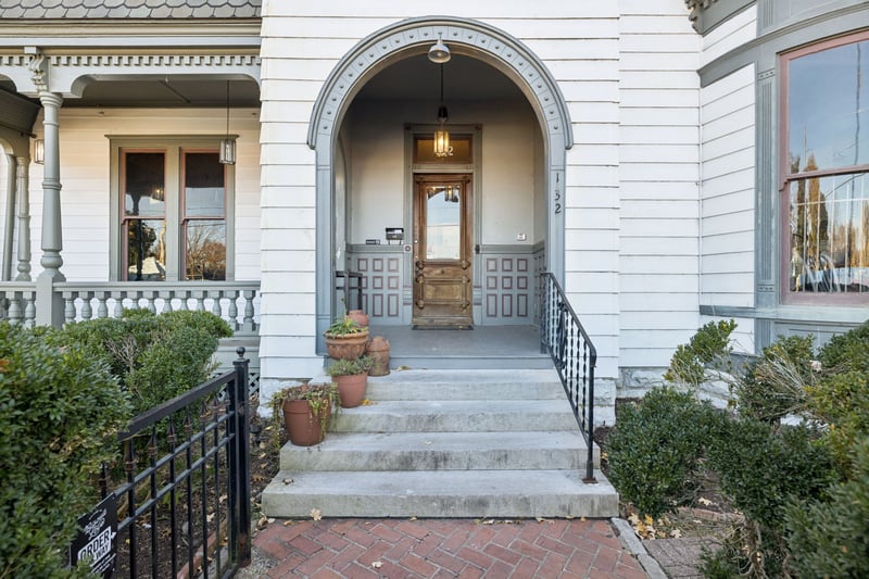 132 3rd Ave S, Franklin, TN 37064