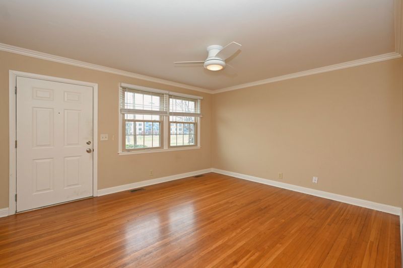 1005 Sevier St, Nashville, TN 37206