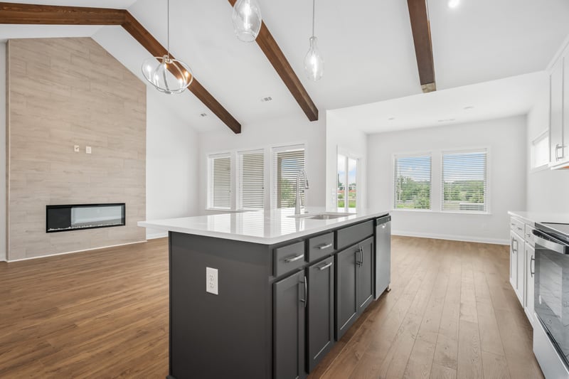 1724 Merkel Rd, Columbia, TN 38401