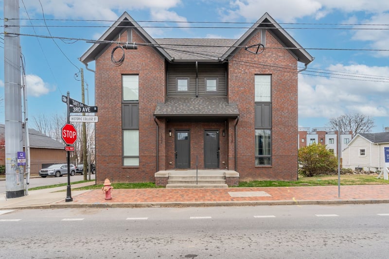 1330 3rd Ave N, Nashville, TN 37208