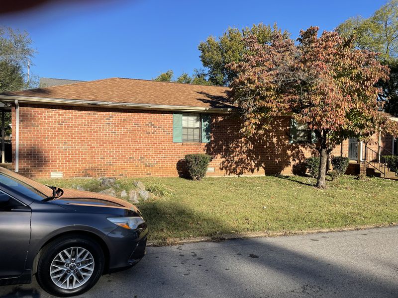 1618 9th Ave N, Nashville, TN 37208