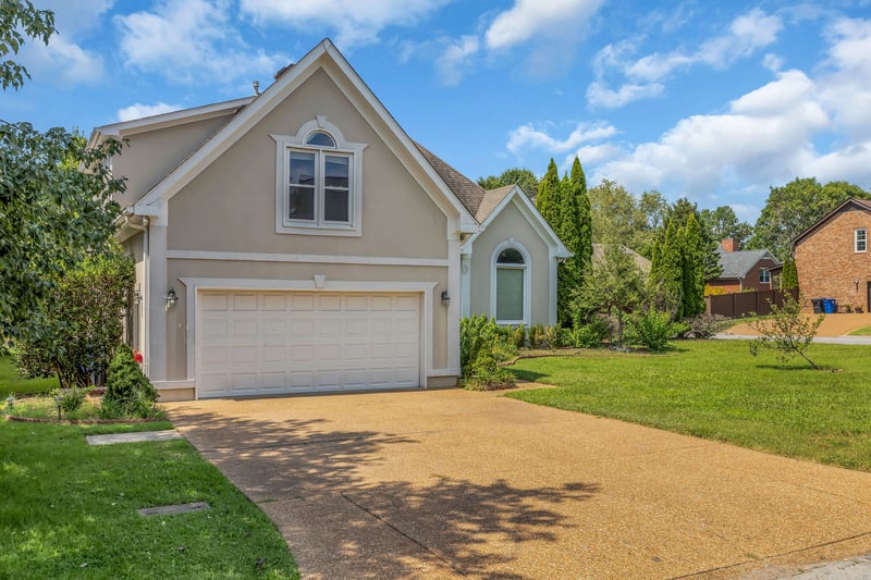 392 Forrest Park Cir, Franklin, TN 37064