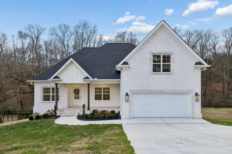 119 Casey St, Brush Creek, TN 38547