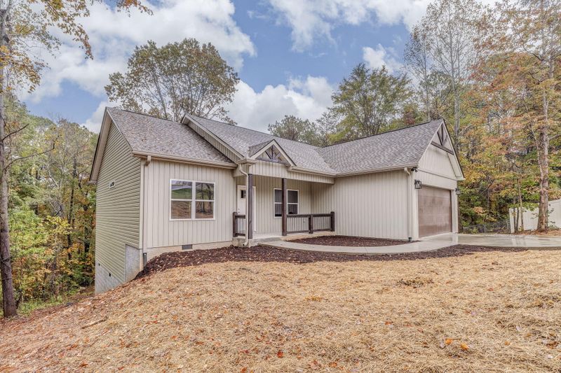1149 Percheron Northwest Dr NW, Dalton, GA 30720