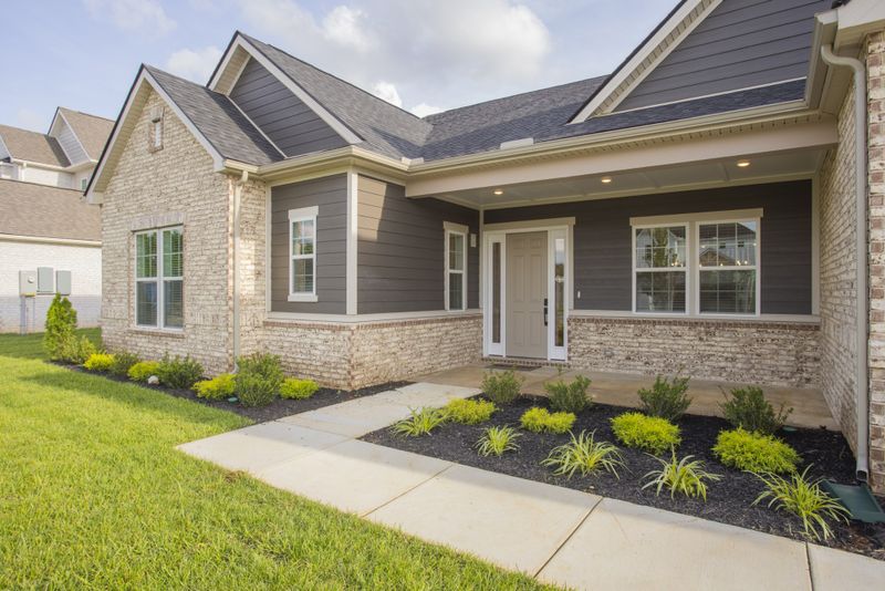 7006 Thunderhead Way, Spring Hill, TN 37174