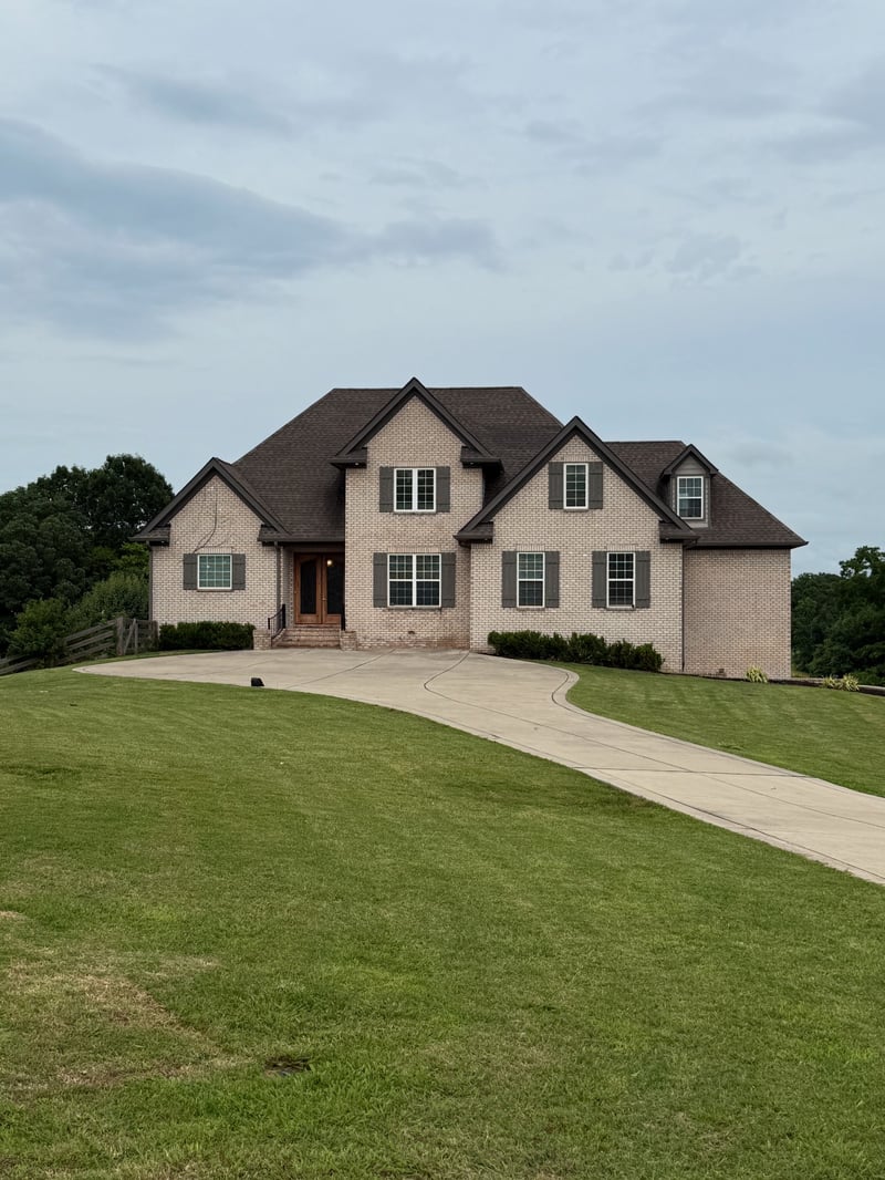 122 Riverwood Dr, Hendersonville, TN 37075