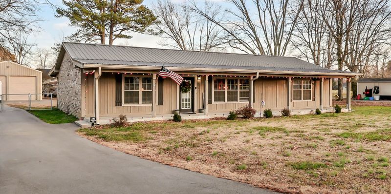 214 Eastside Dr, White House, TN 37188