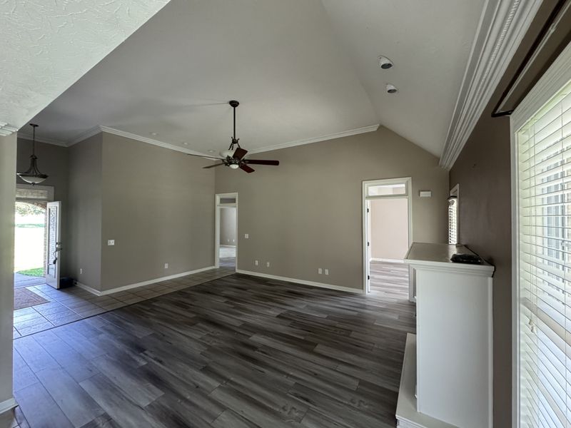 1045 Emerald Way, Castalian Springs, TN 37031