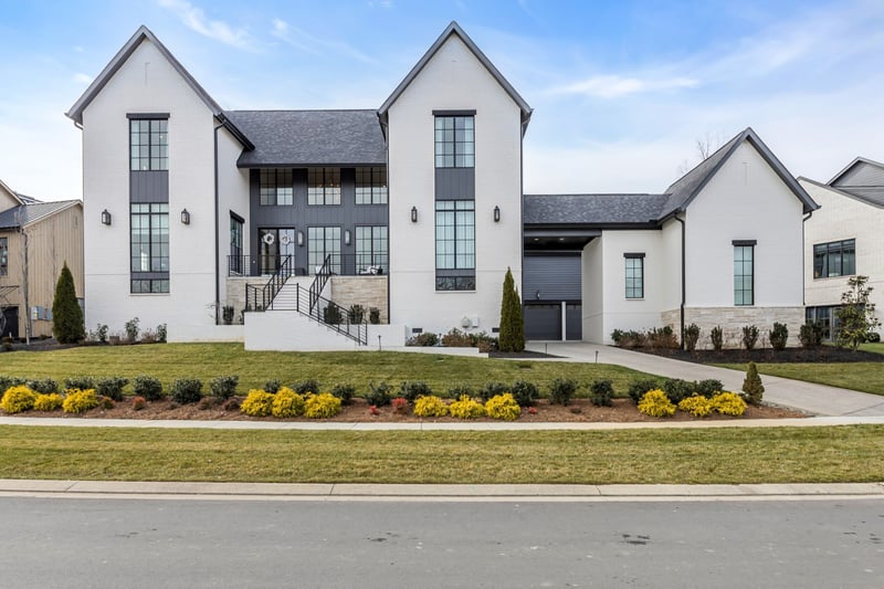 7060 Lanceleaf Dr, College Grove, TN 37046