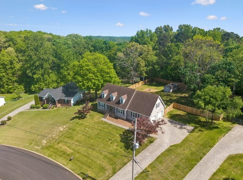 621 Lee Dr, Ringgold, GA 30736