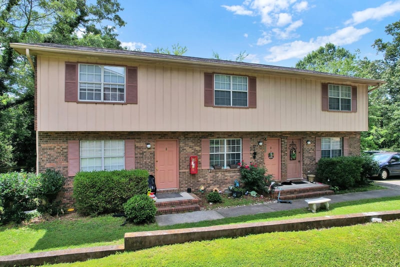 703 School St, Dalton, GA 30720