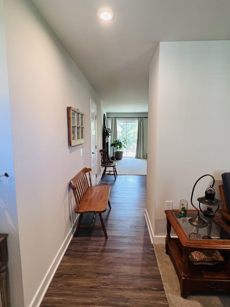 1049 Wilkinson Ln, White House, TN 37188