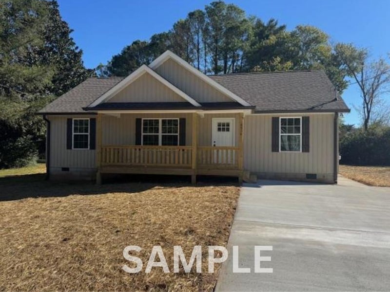 1424 Sugar Creek Rd, Crandall, GA 30711