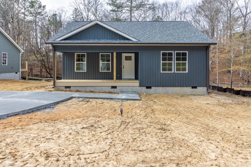 2170 S Riverbend Rd, Dalton, GA 30721