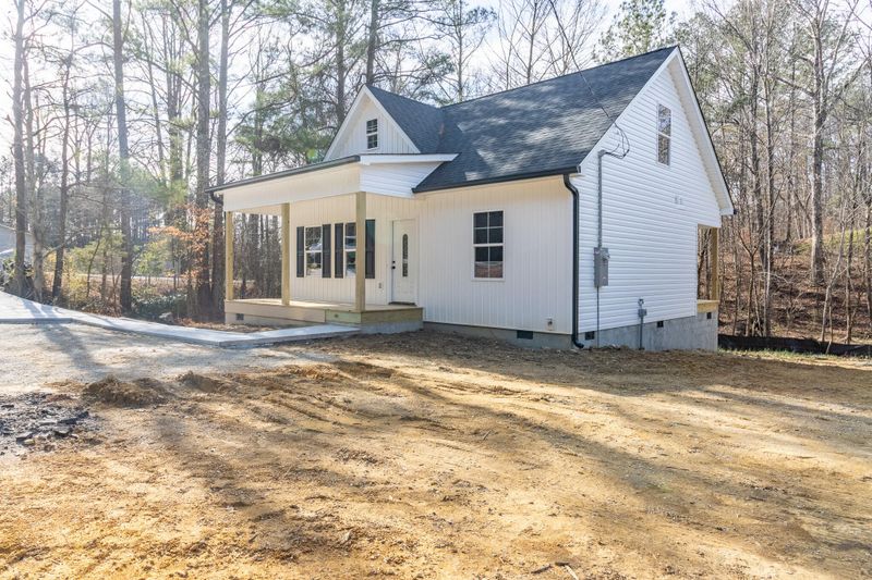 2174 S Riverbend Rd, Dalton, GA 30721