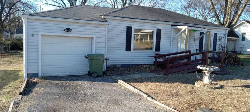 208 Dawson Ln, Lebanon, TN 37087
