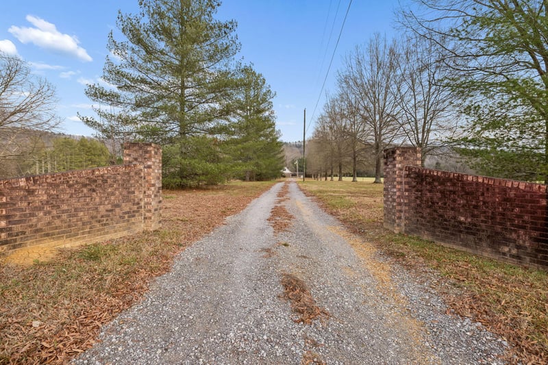 12466 Alabama Hw, Ringgold, GA 30736