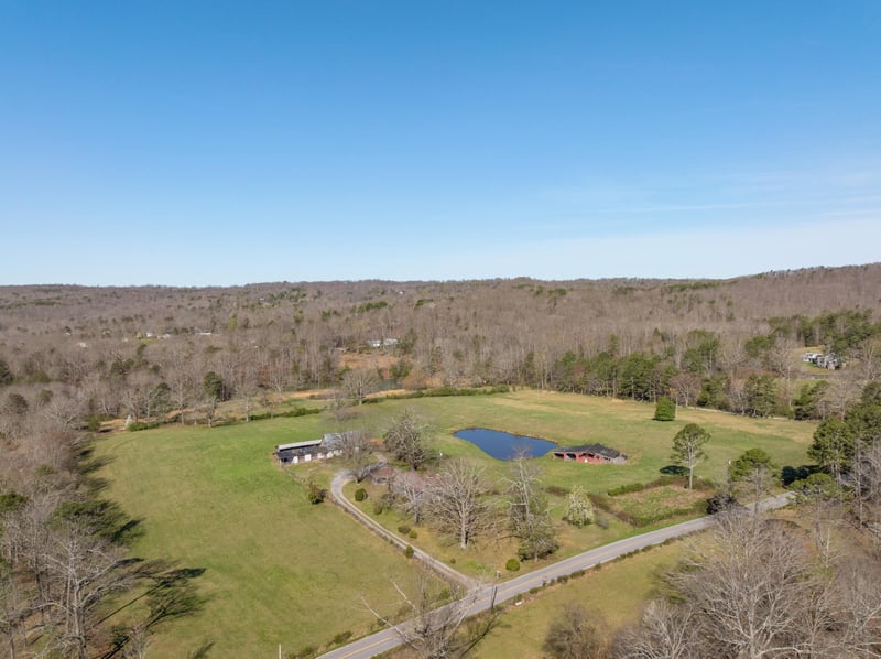 698 Payne Chapel Rd, Lookout Mountain, GA 30750