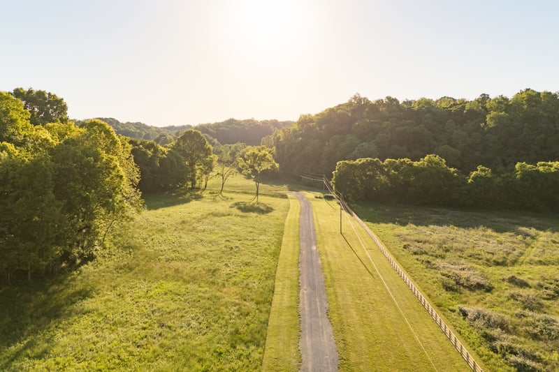 3899 Boston Theta Rd, Thompsons Station, TN 37179