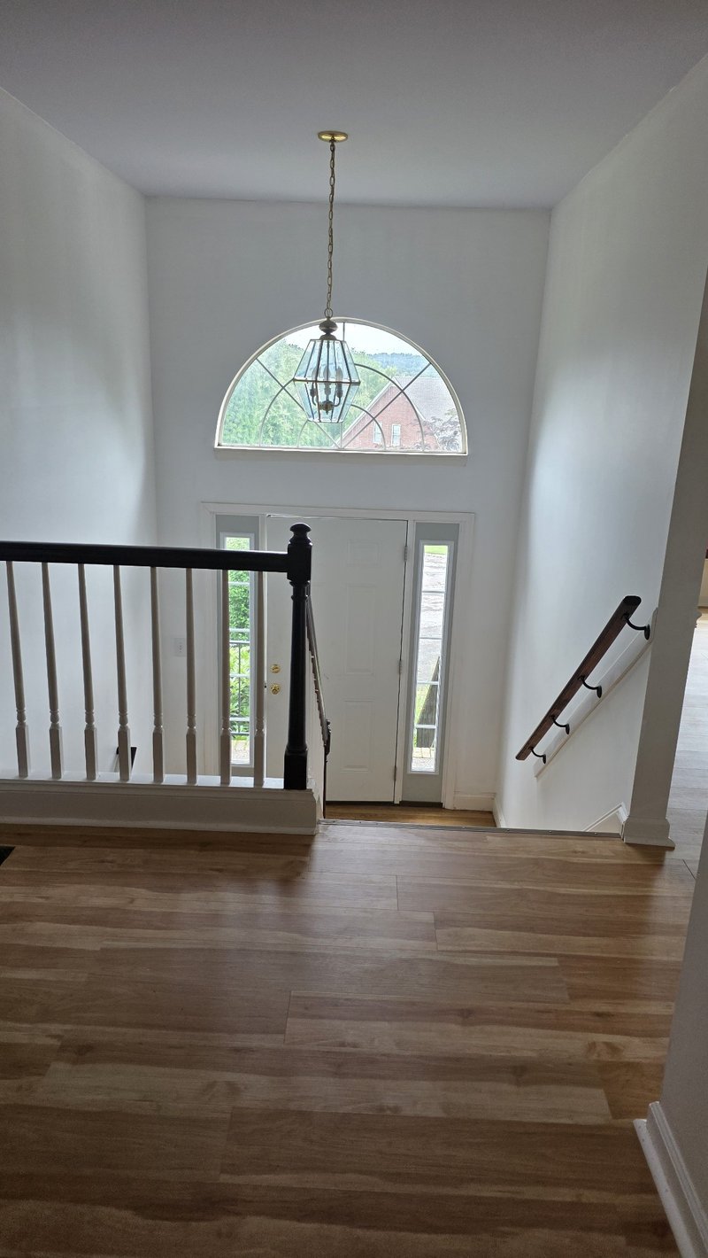 609 Glenridge Close, Nashville, TN 37221