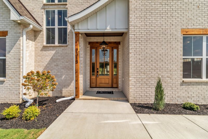 7313 Denton Dr, Christiana, TN 37037