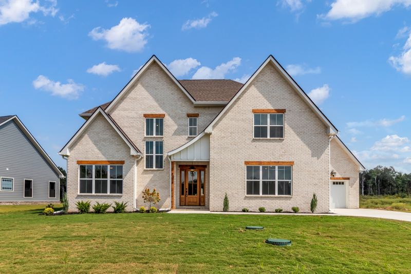 7313 Denton Dr, Christiana, TN 37037