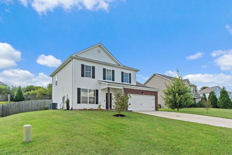 1803 Luke Ct, Columbia, TN 38401