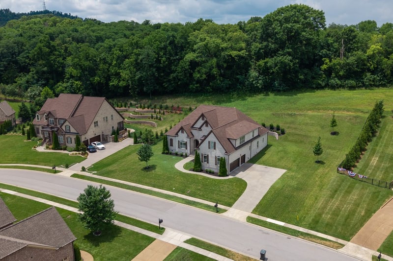 9222 Holstein Dr, Nolensville, TN 37135