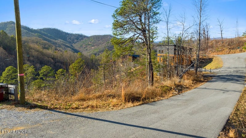0 Sugar Maple Loop Rd Lot 1, Sevierville, TN 37862