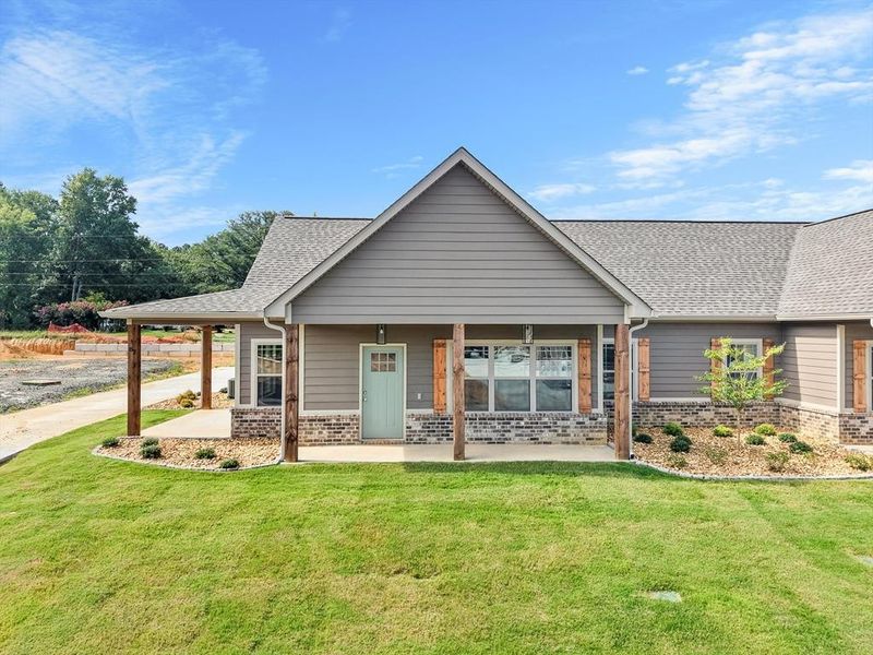 90 Maddox Ln, Chatsworth, GA 30705
