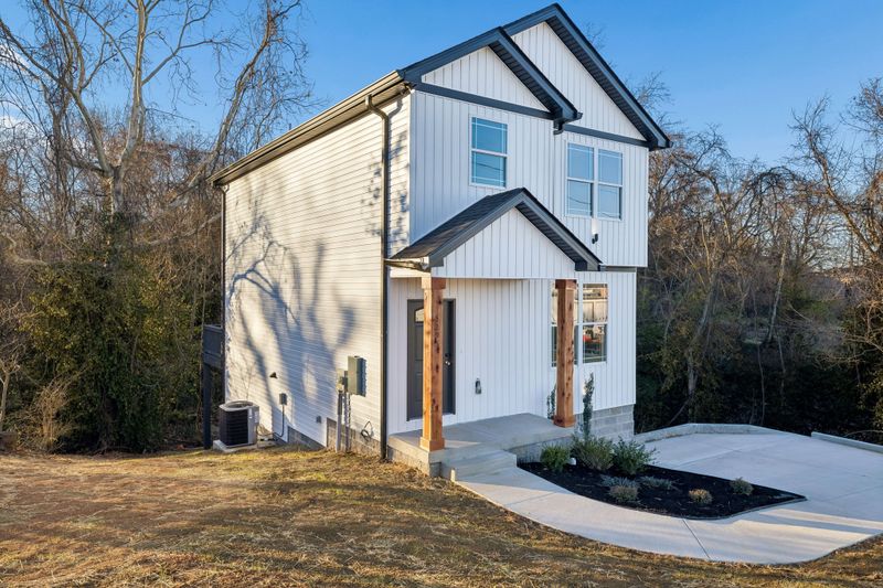 5295 Matthews St, Springfield, TN 37172