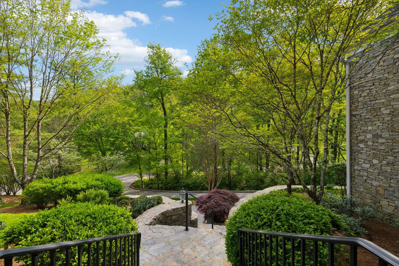 57 Annandale, Nashville, TN 37215
