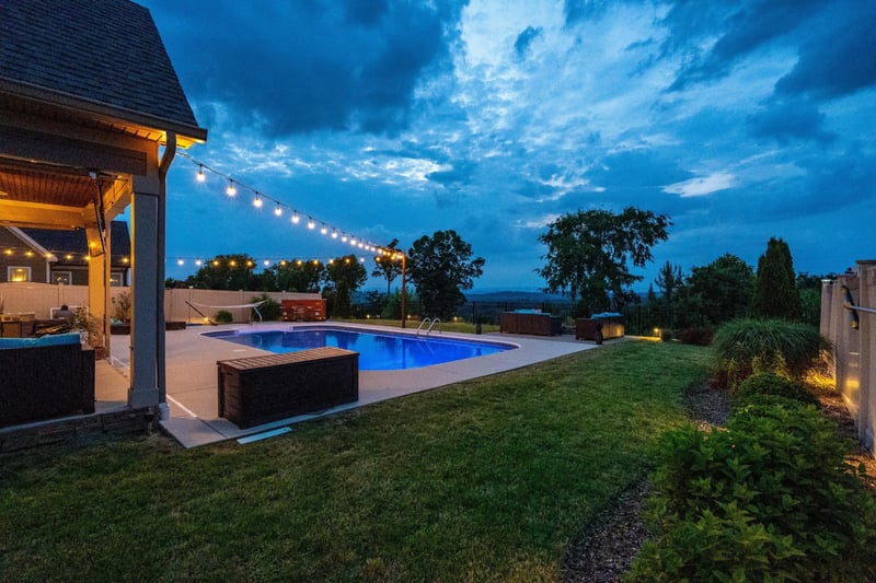 76 Tuscany Village Dr, Ringgold, GA 30736