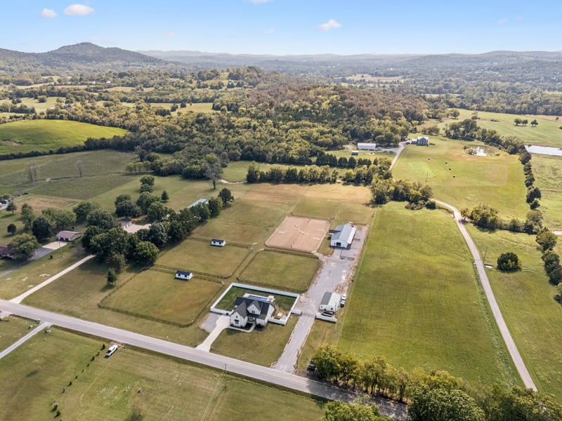 1544 Eastover Rd, Lebanon, TN 37090