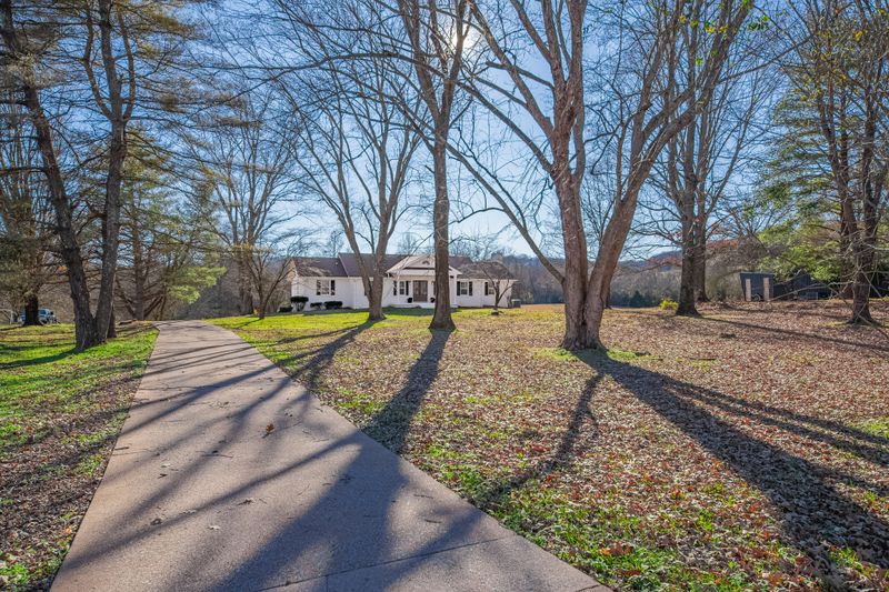 731 Maynard Ln, Columbia, TN 38401