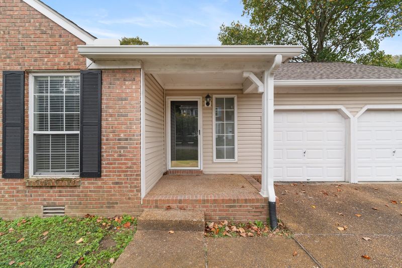 5220 Village Trce, Nashville, TN 37211