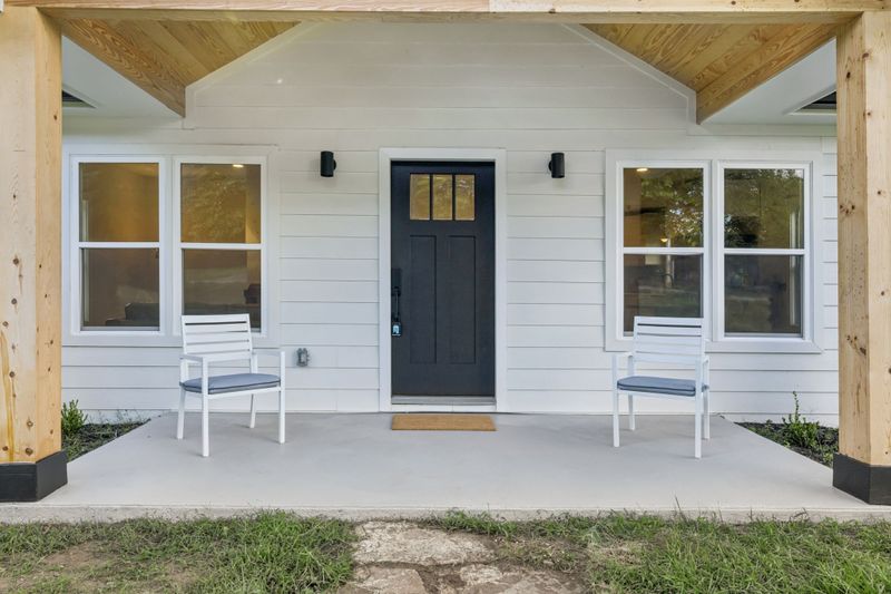 923 Currey Rd, Nashville, TN 37217