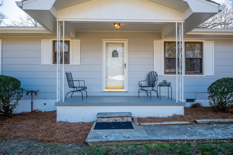 416 Regal Dr, Tunnel Hill, GA 30755